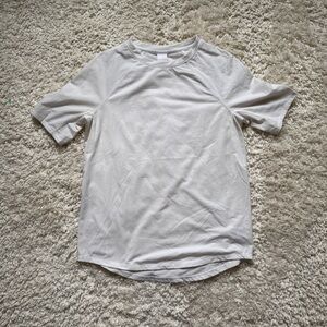 Lole Women's Merino Blend Short Sleeve Tee - White. Sz Small. GREAT shape!